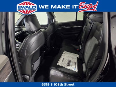 2026 Jeep Grand Cherokee Laredo