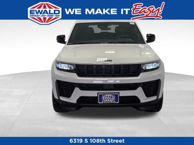 2026 Jeep Grand Cherokee Altitude