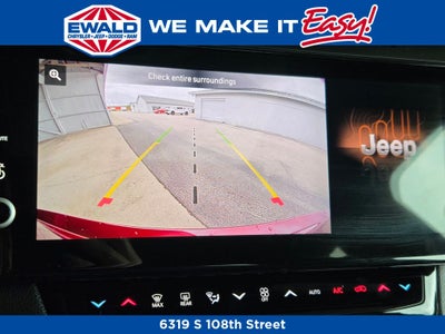 2026 Jeep Grand Cherokee Laredo Altitude