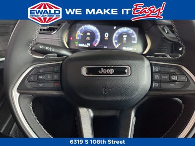 2026 Jeep Grand Cherokee Laredo Altitude