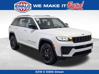 2026 Jeep Grand Cherokee Laredo