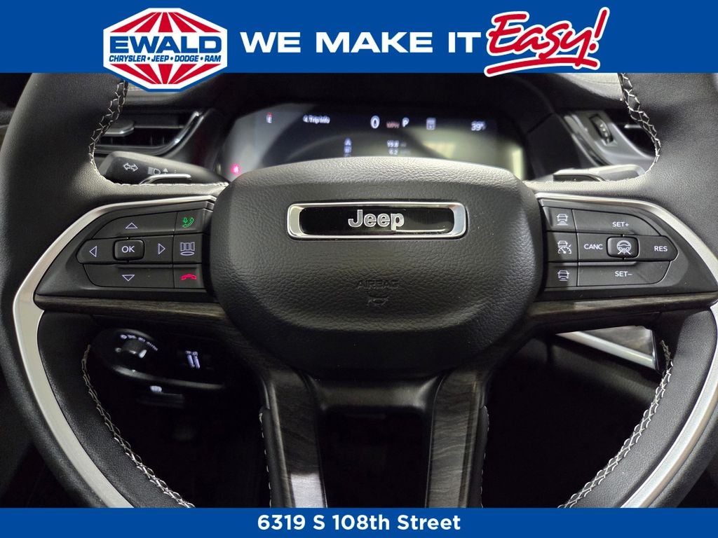 2026 Jeep Grand Cherokee Laredo