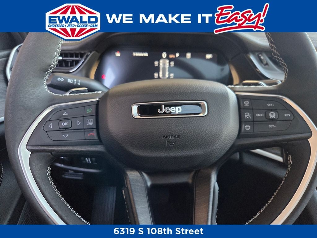 2026 Jeep Grand Cherokee Laredo Altitude