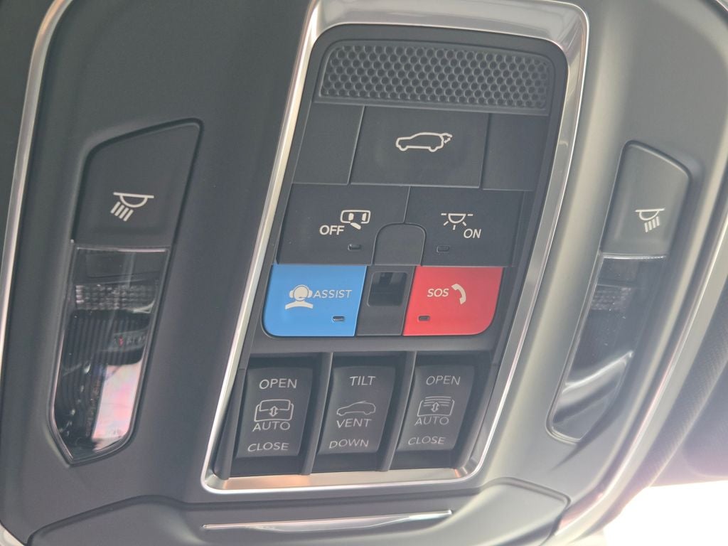 2027 Jeep Grand Cherokee Limited Reserve