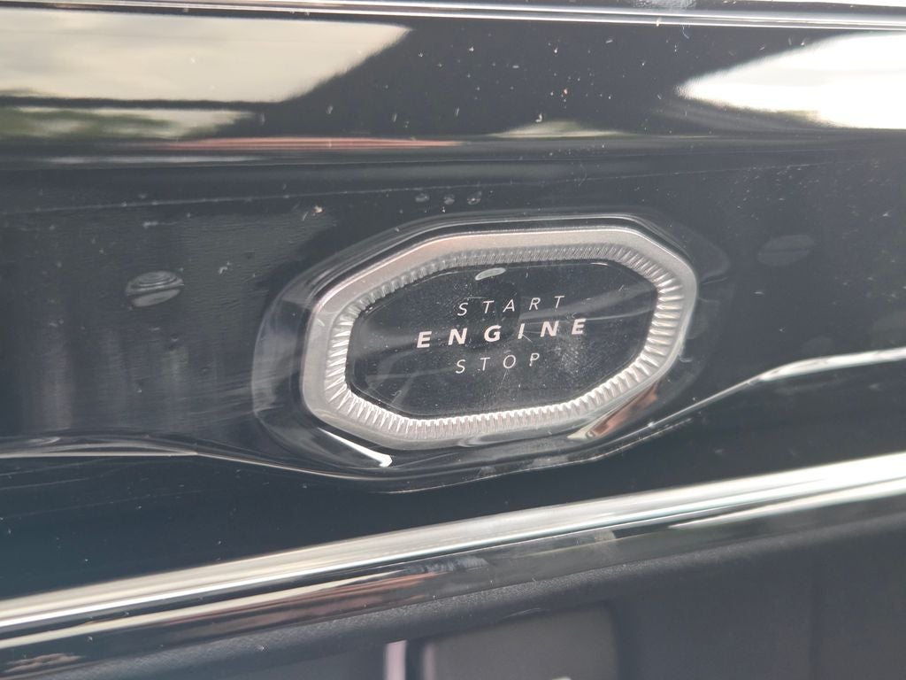 2027 Jeep Grand Cherokee Limited Reserve