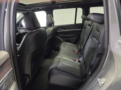 2027 Jeep Grand Cherokee Limited Reserve