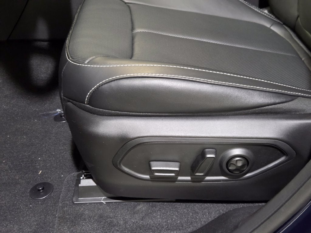 2027 Jeep Grand Cherokee Limited Reserve