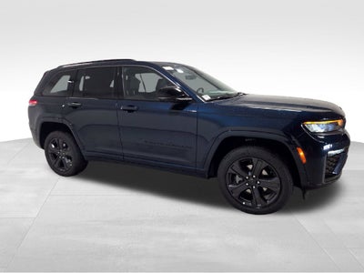 2027 Jeep Grand Cherokee Limited Reserve