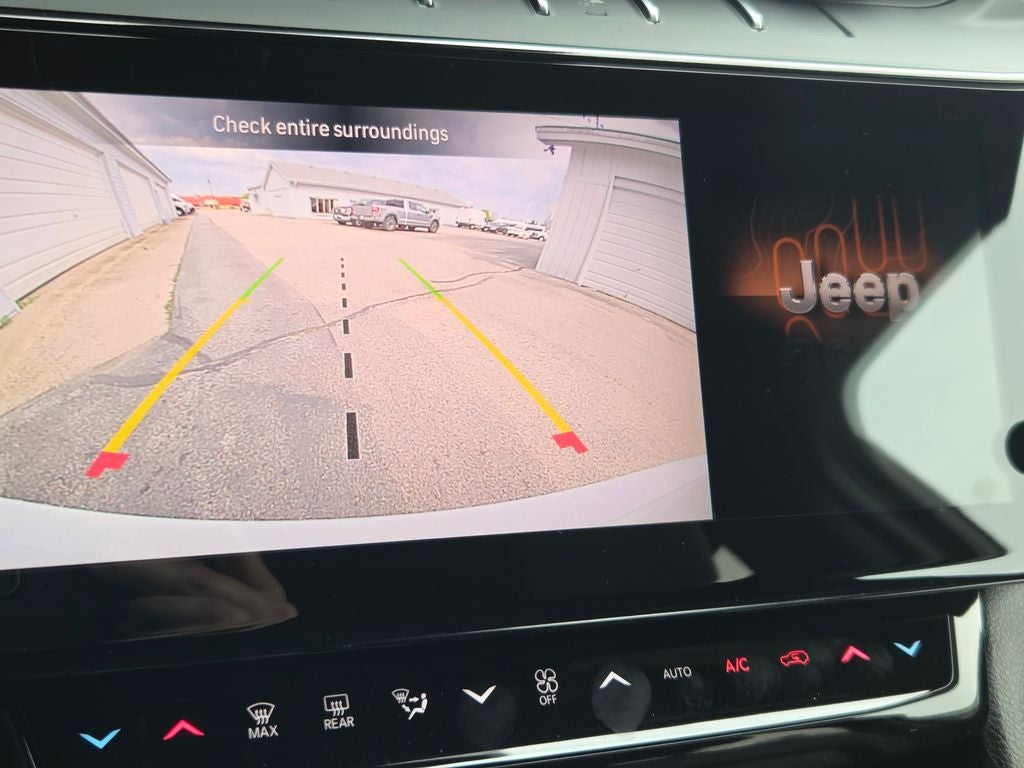 2027 Jeep Grand Cherokee Limited