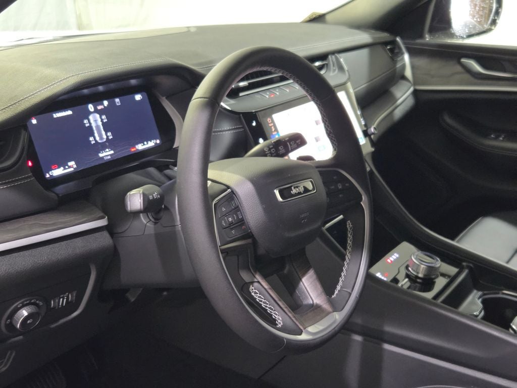 2027 Jeep Grand Cherokee Limited