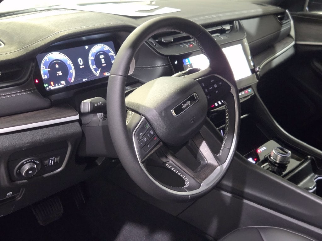2027 Jeep Grand Cherokee Limited