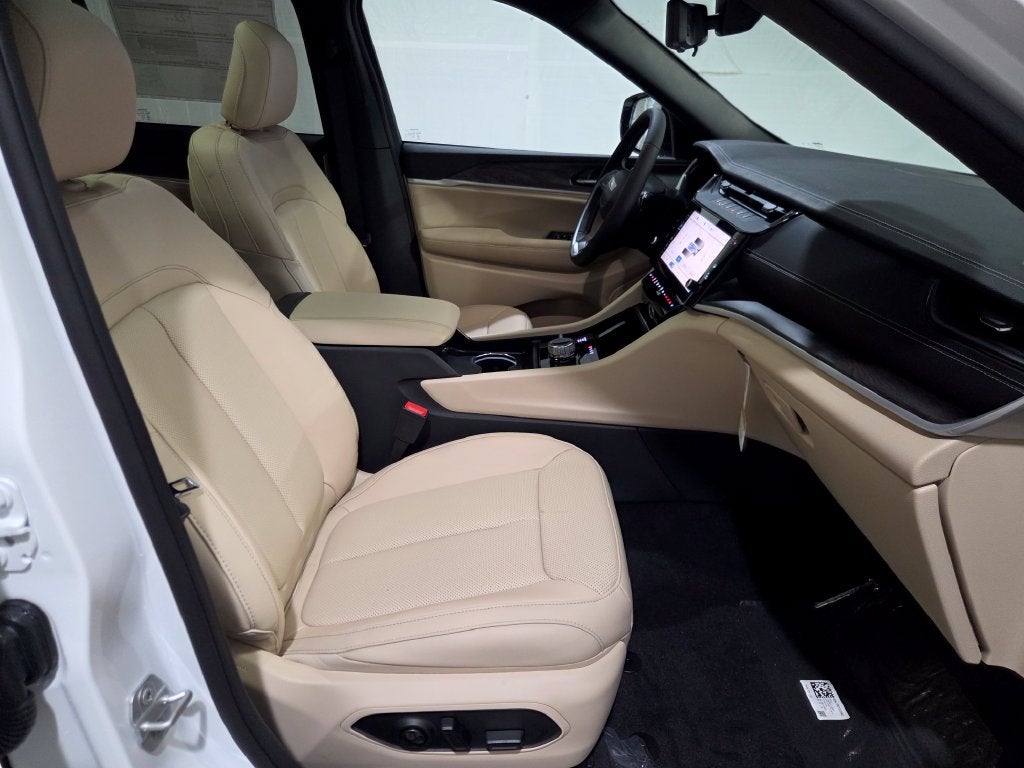 2027 Jeep Grand Cherokee Limited