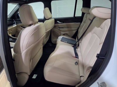 2027 Jeep Grand Cherokee Limited