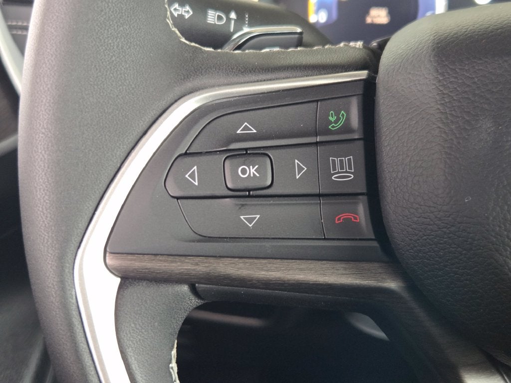 2027 Jeep Grand Cherokee L Laredo Altitude