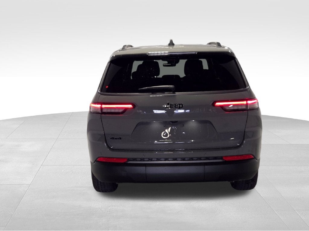 2027 Jeep Grand Cherokee L Laredo Altitude