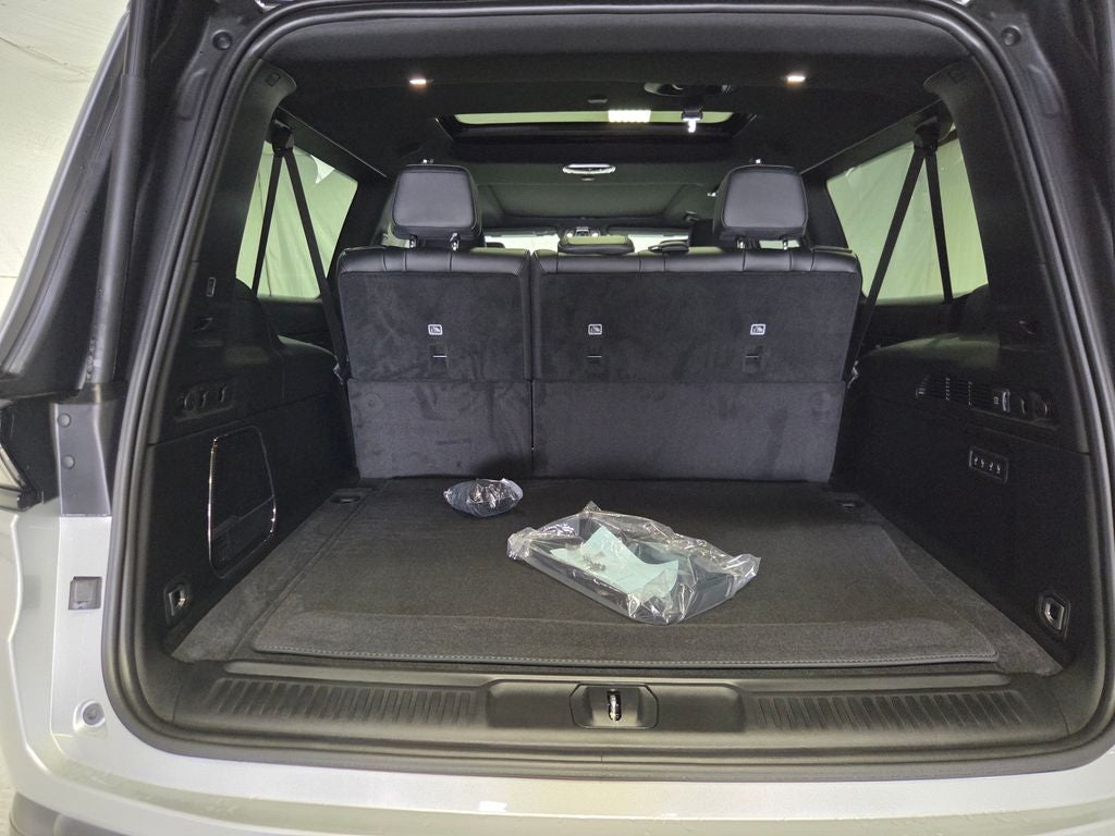 2026 Jeep Grand Wagoneer L Limited Reserve