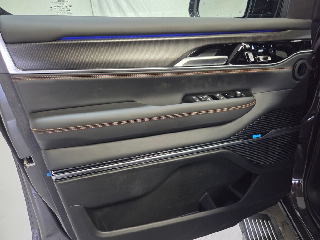 2026 Jeep Grand Wagoneer L Summit Reserve