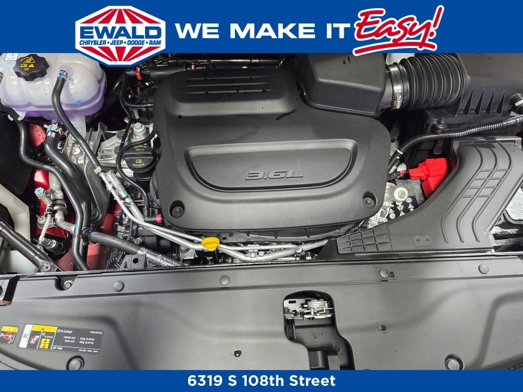 2026 Chrysler Pacifica Select