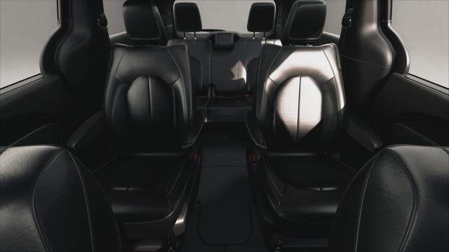 2027 Chrysler Pacifica LX
