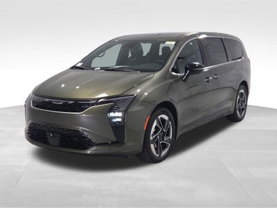 2027 Chrysler Pacifica Limited