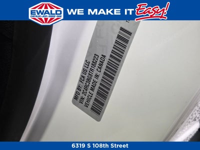 2026 Chrysler Pacifica Select