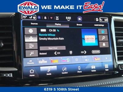 2027 Chrysler Pacifica Select
