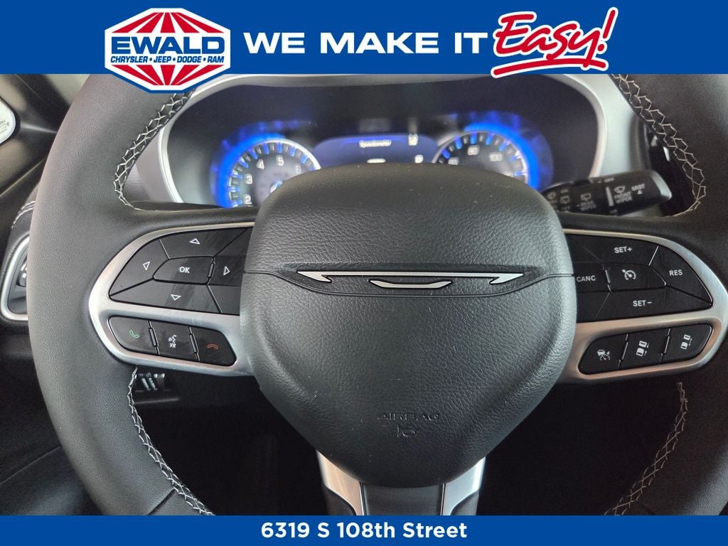 2027 Chrysler Pacifica Select