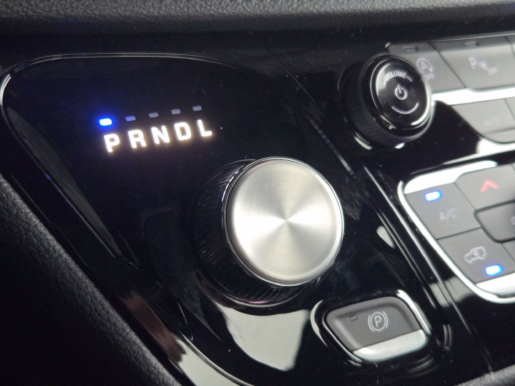 2027 Chrysler Pacifica Limited