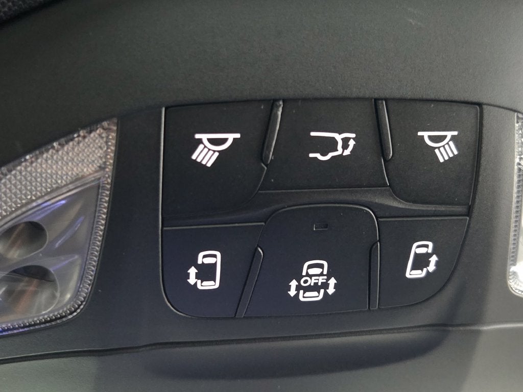 2027 Chrysler Pacifica Limited