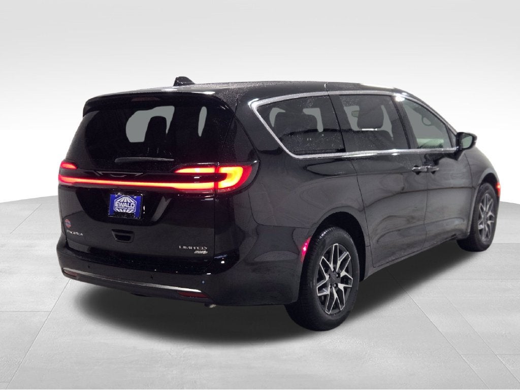 2027 Chrysler Pacifica Limited