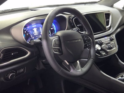 2027 Chrysler Pacifica Limited