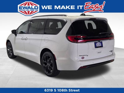 2026 Chrysler Pacifica Limited