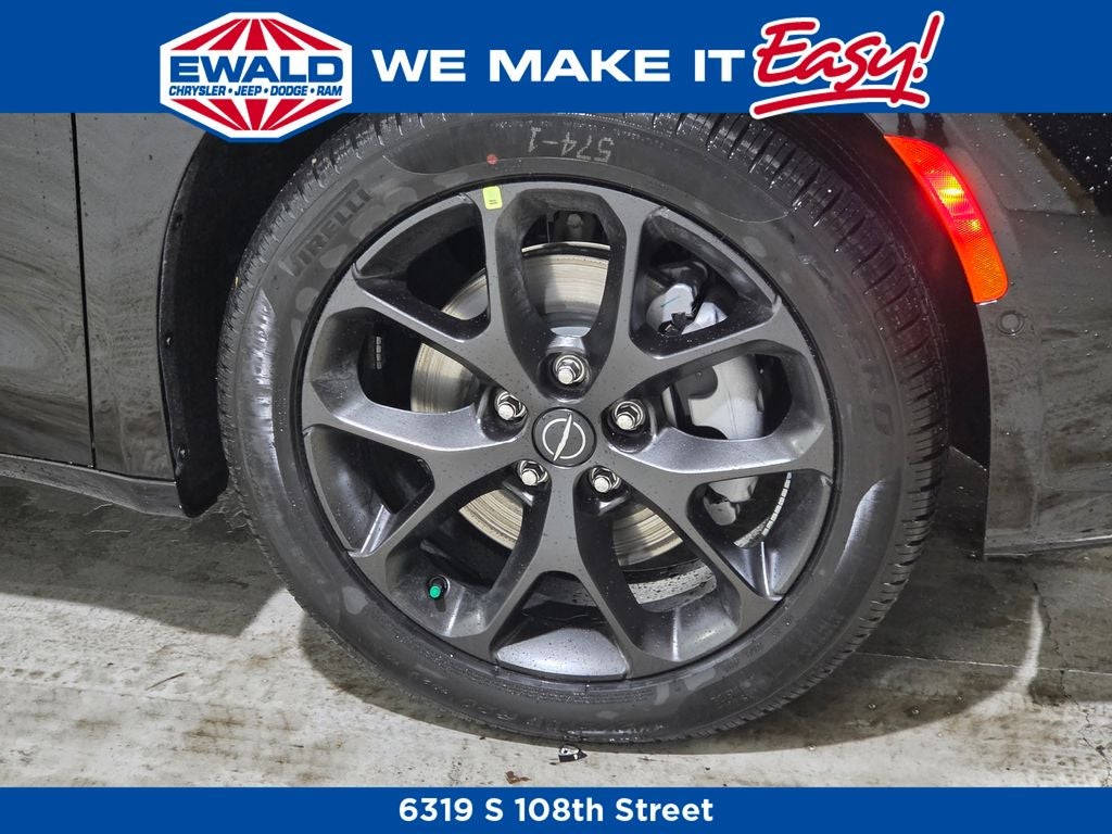 2026 Chrysler Pacifica Limited