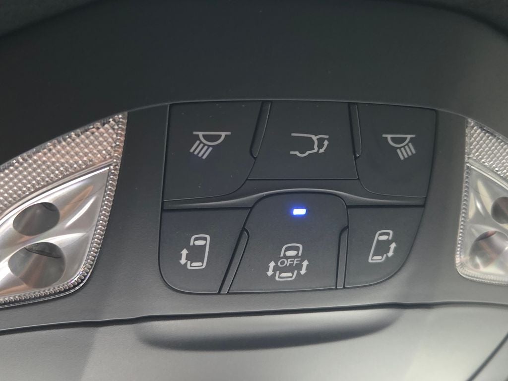 2027 Chrysler Pacifica Pinnacle