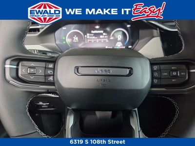 2026 Jeep Cherokee Laredo