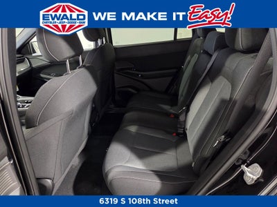 2026 Jeep Cherokee Laredo