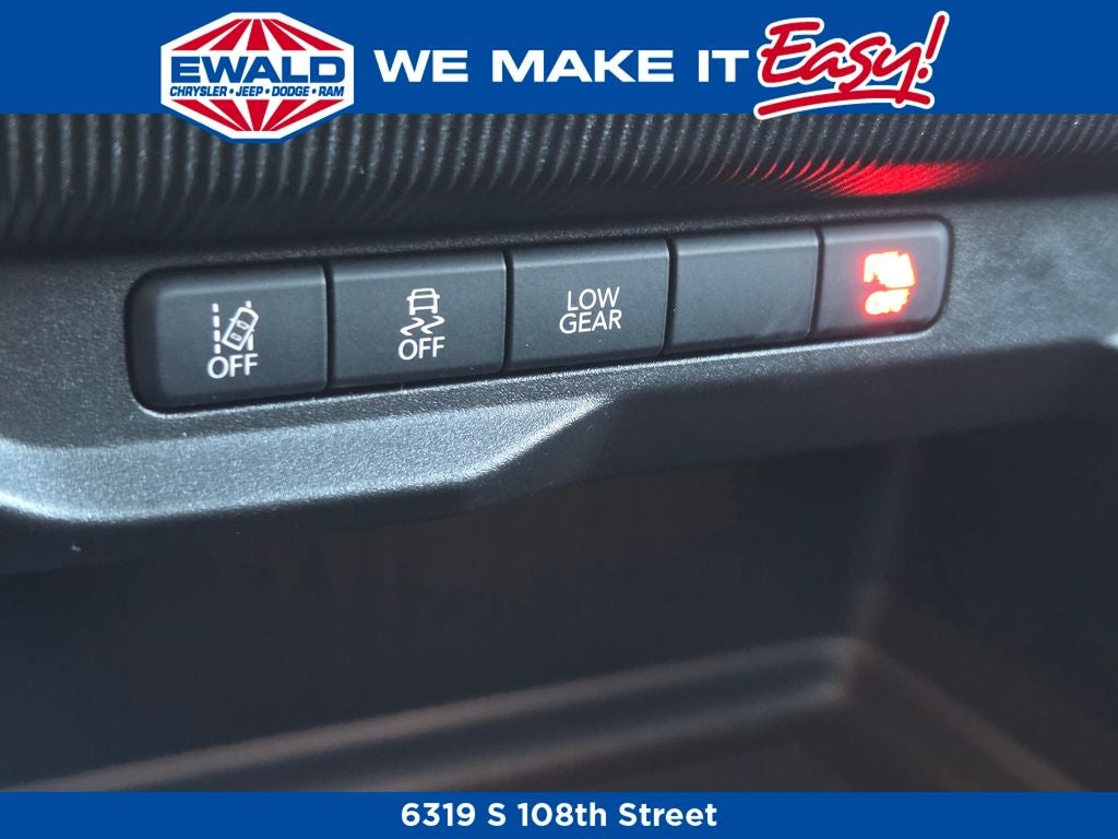 2026 Jeep Cherokee Overland