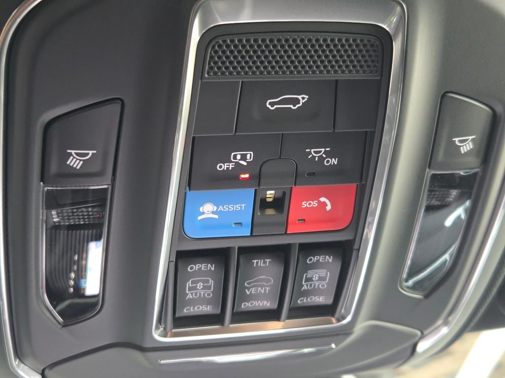 2026 Jeep Cherokee Overland