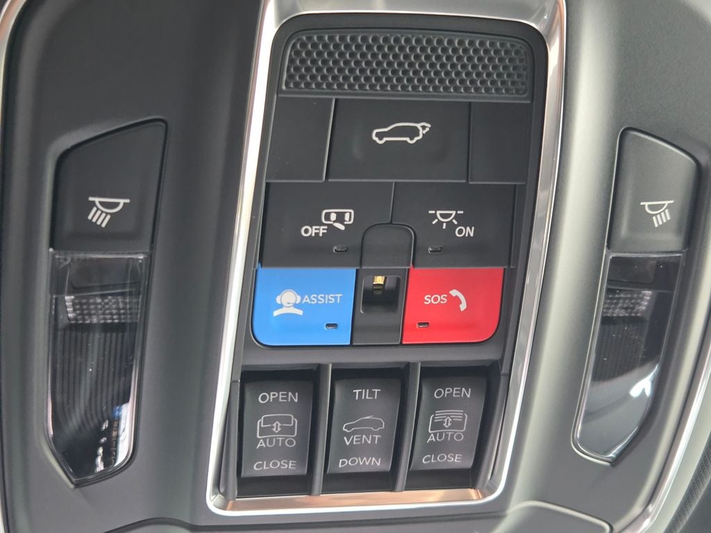 2026 Jeep Cherokee Overland