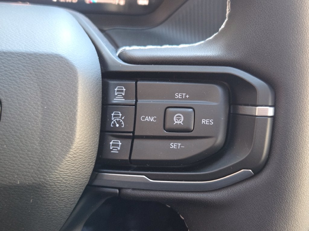 2027 Jeep Cherokee Overland