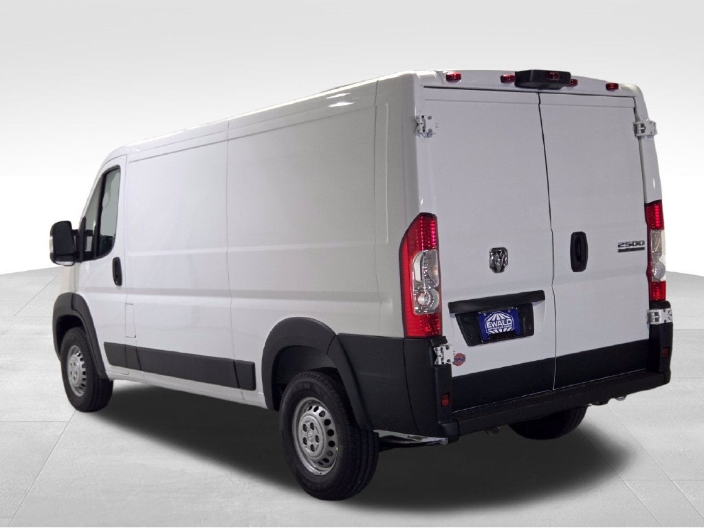 2027 RAM ProMaster 2500 Base