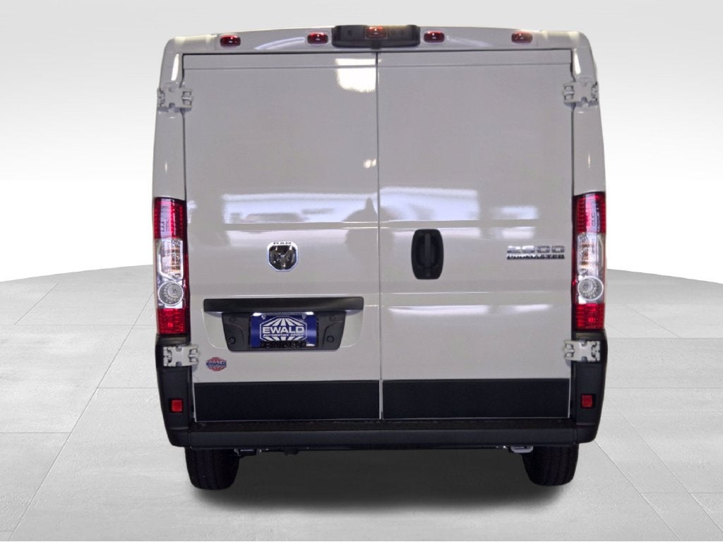 2027 RAM ProMaster 2500 Base