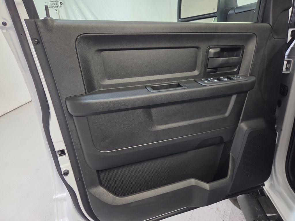 2027 RAM 2500 Tradesman
