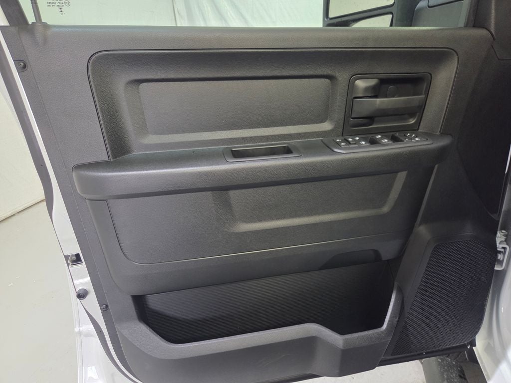 2027 RAM 2500 Tradesman