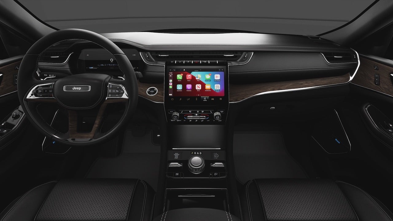 2023 Jeep Grand Cherokee Interior